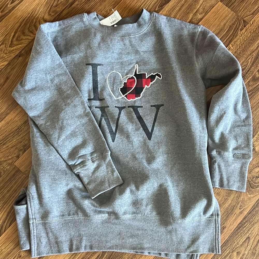 Maurice’s NWT I ❤️ WV Sweatshirt Buffalo Plaid Size S ovesized